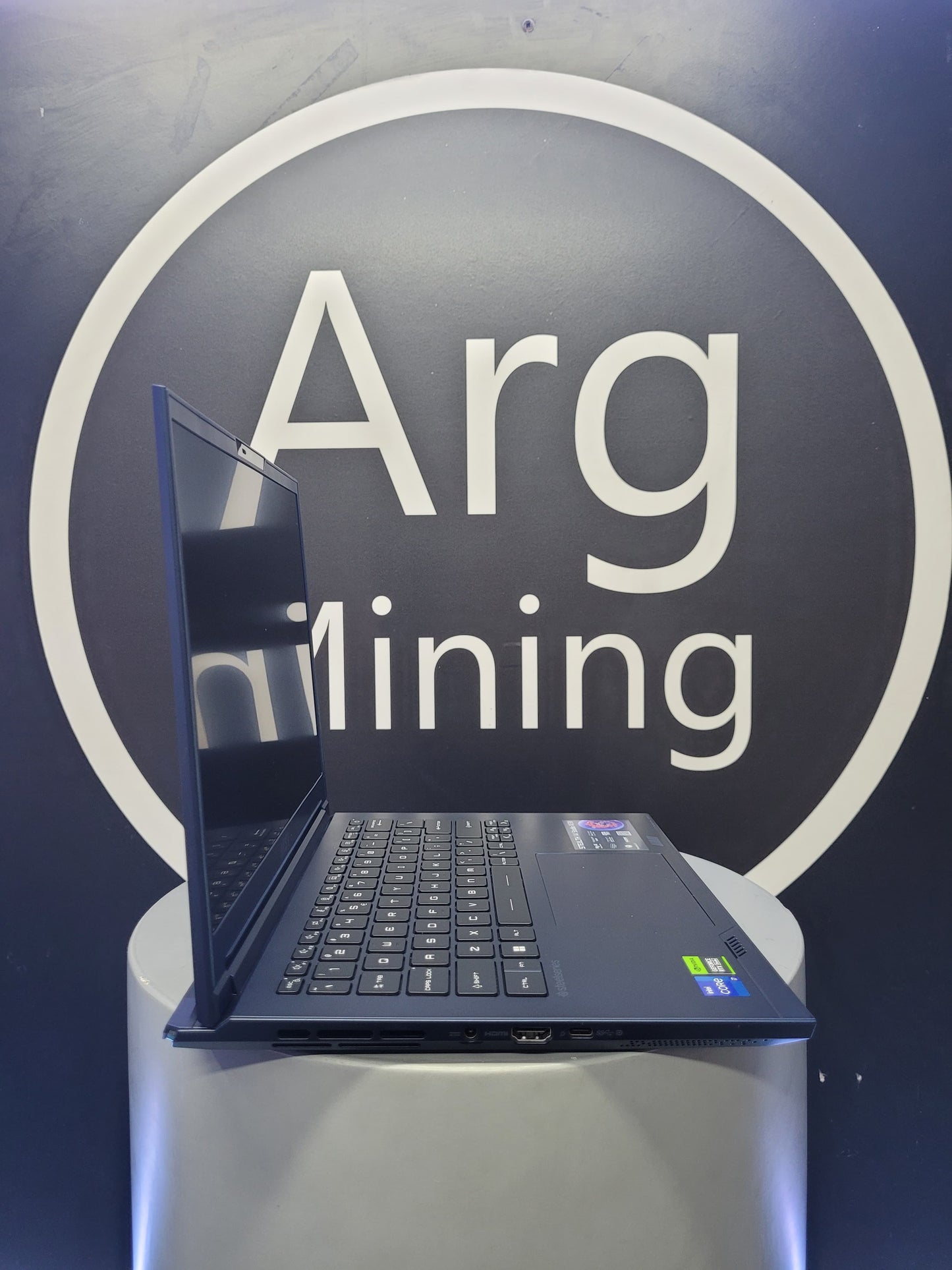 DELL ALIENWARE M16 R2 GAMING CORE ULTRA 7 155H 1TB SSD 16GB RAM NVIDIA RTX - Premium Notebook de DELL - Solo $2900000! Compra ahora Web3Arg