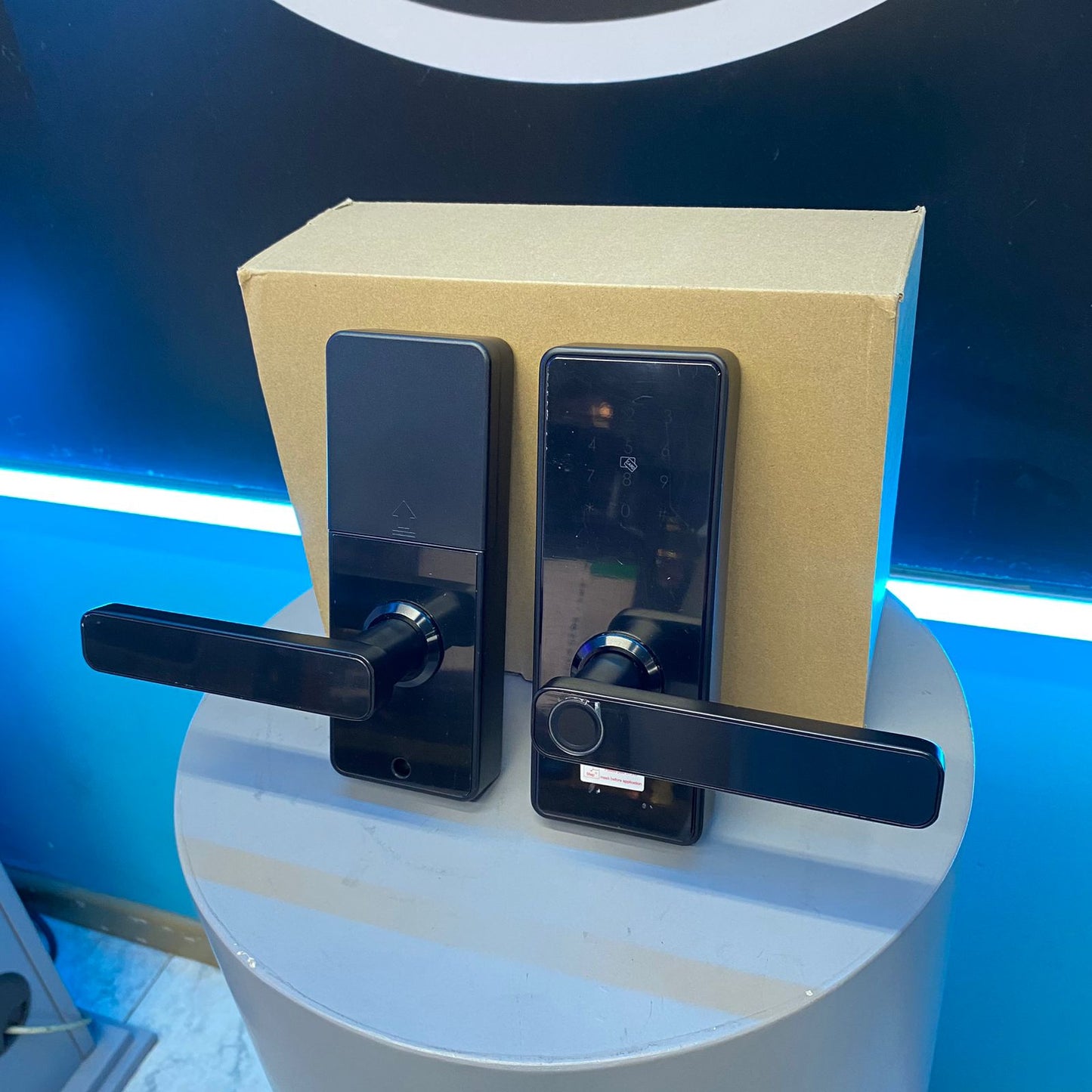 SMART DOOR SHORT HANDLE - Premium cerraduras de Web3Arg - Solo $226000! Compra ahora Web3Arg