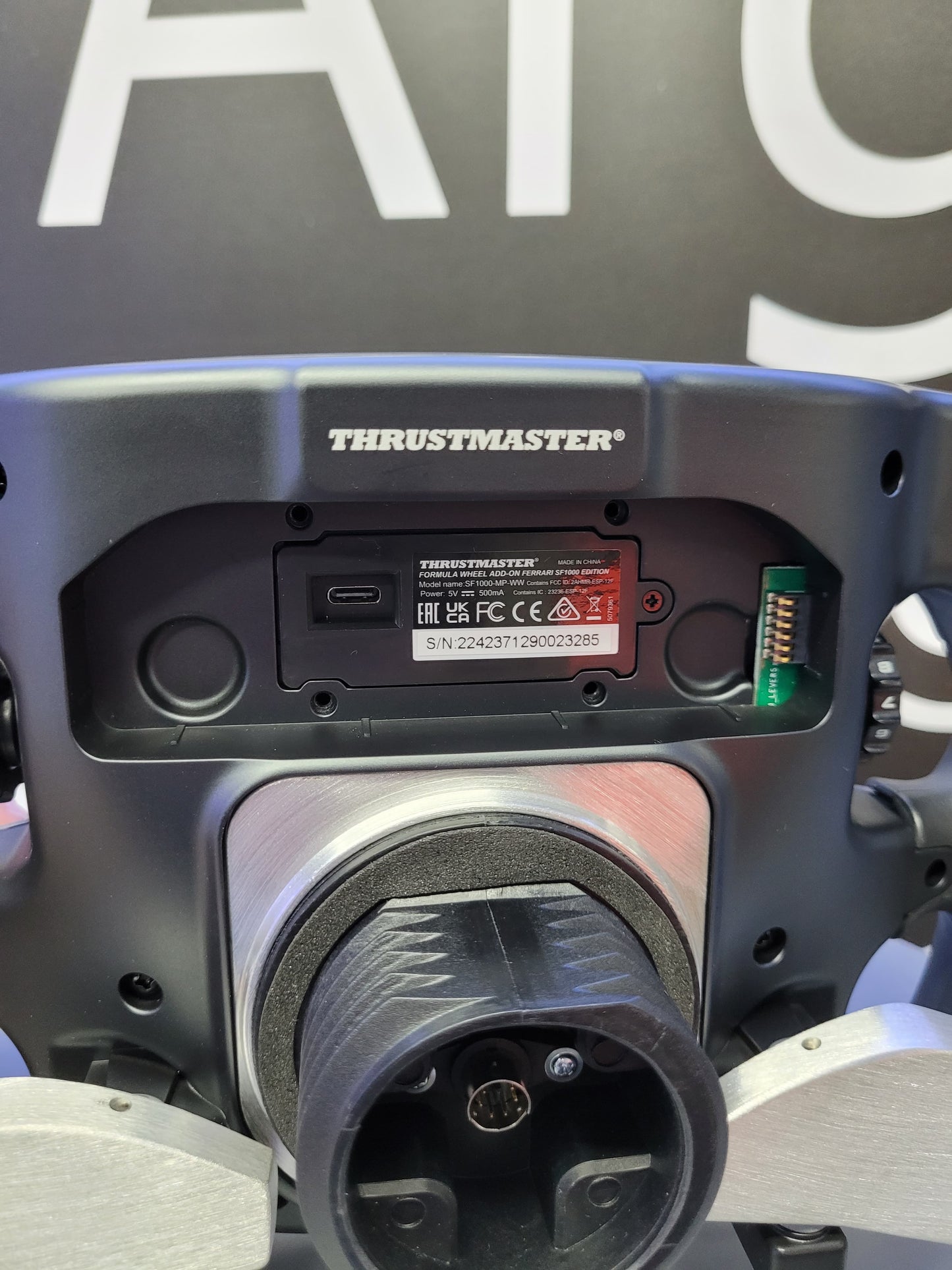 VOLANTE THRUSTMASTER SF1000 F1 FERRARI PC PS5 XBOX - Premium Hardware de THRUSTMASTER - Solo $1450000! Compra ahora Web3Arg